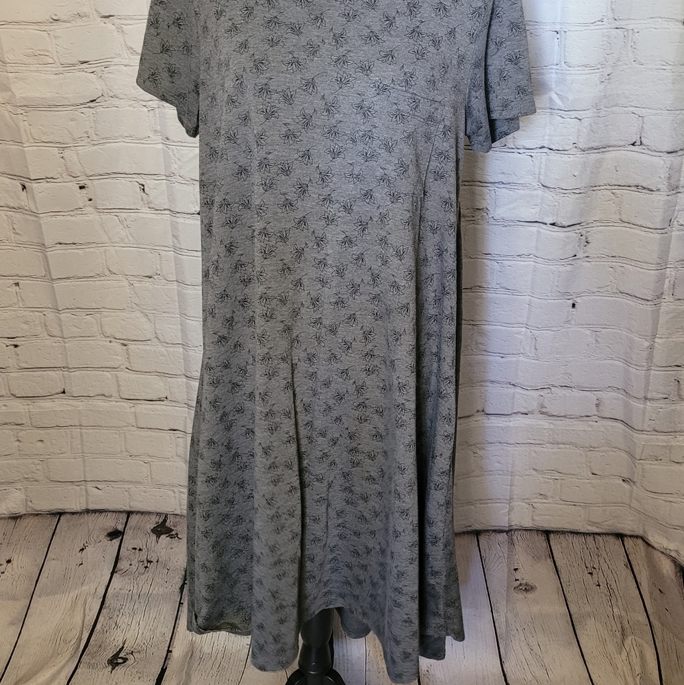 LuLaRoe Carly